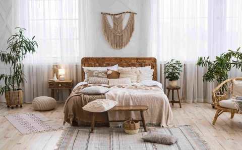 Best-Sleeping-Direction-for-Couples_0_1200
